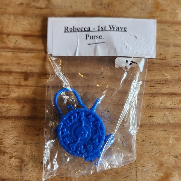 Monster High doll Robecca Steam 1st Wave Blue Purse HTF Complete - Picture 2 of 4